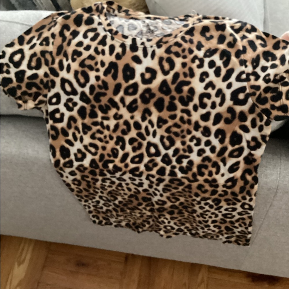 Leopard Print Short Sleeve Top